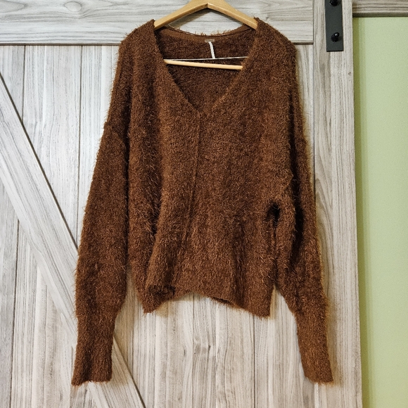 Free People Icing Pullover-Mocha Java Chocolate - Picture 2 of 8